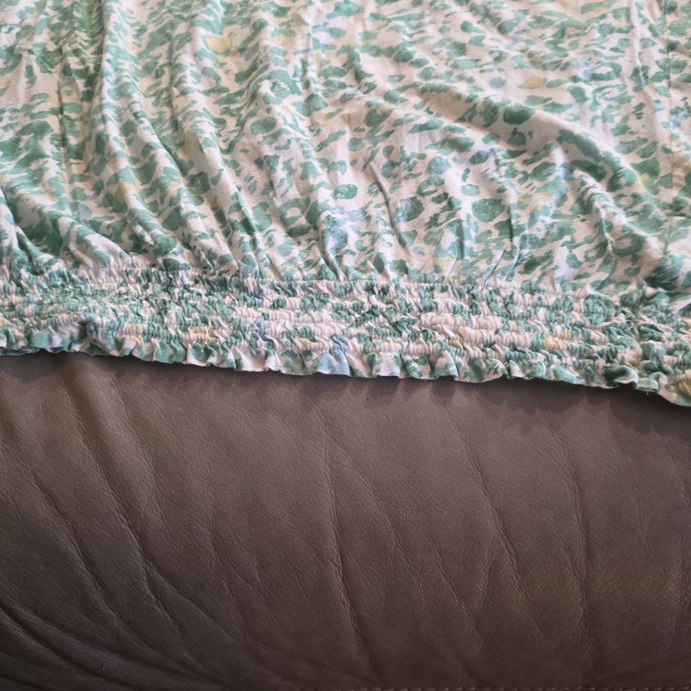 Calvin Klein Mint Green Leopard Print Loose Fitting elastic /smocked Waist. - Picture 7 of 7
